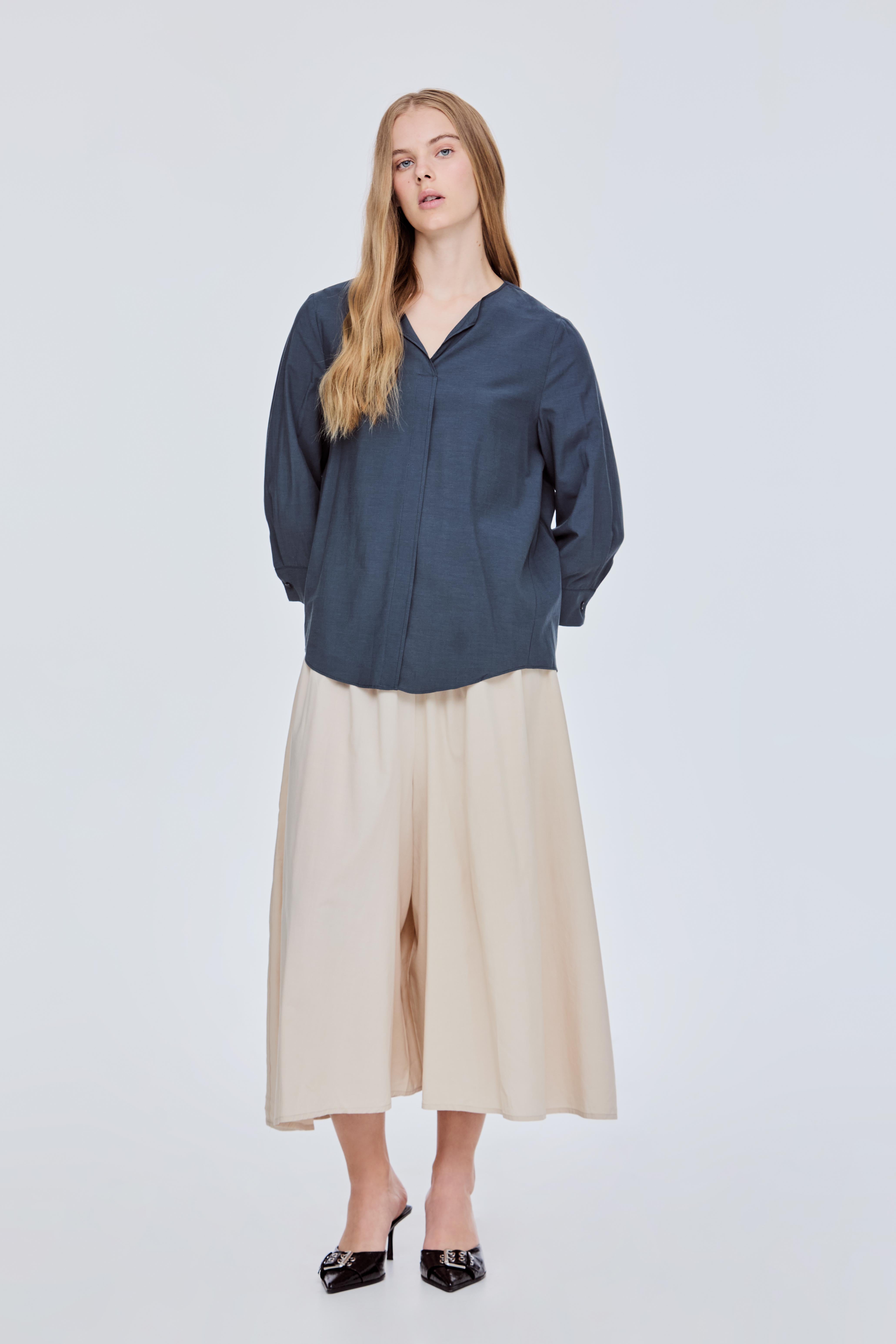 Long Sleeve Wing Collar Blouse