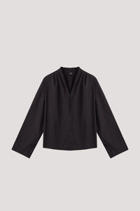Collarless Pleated Blouse