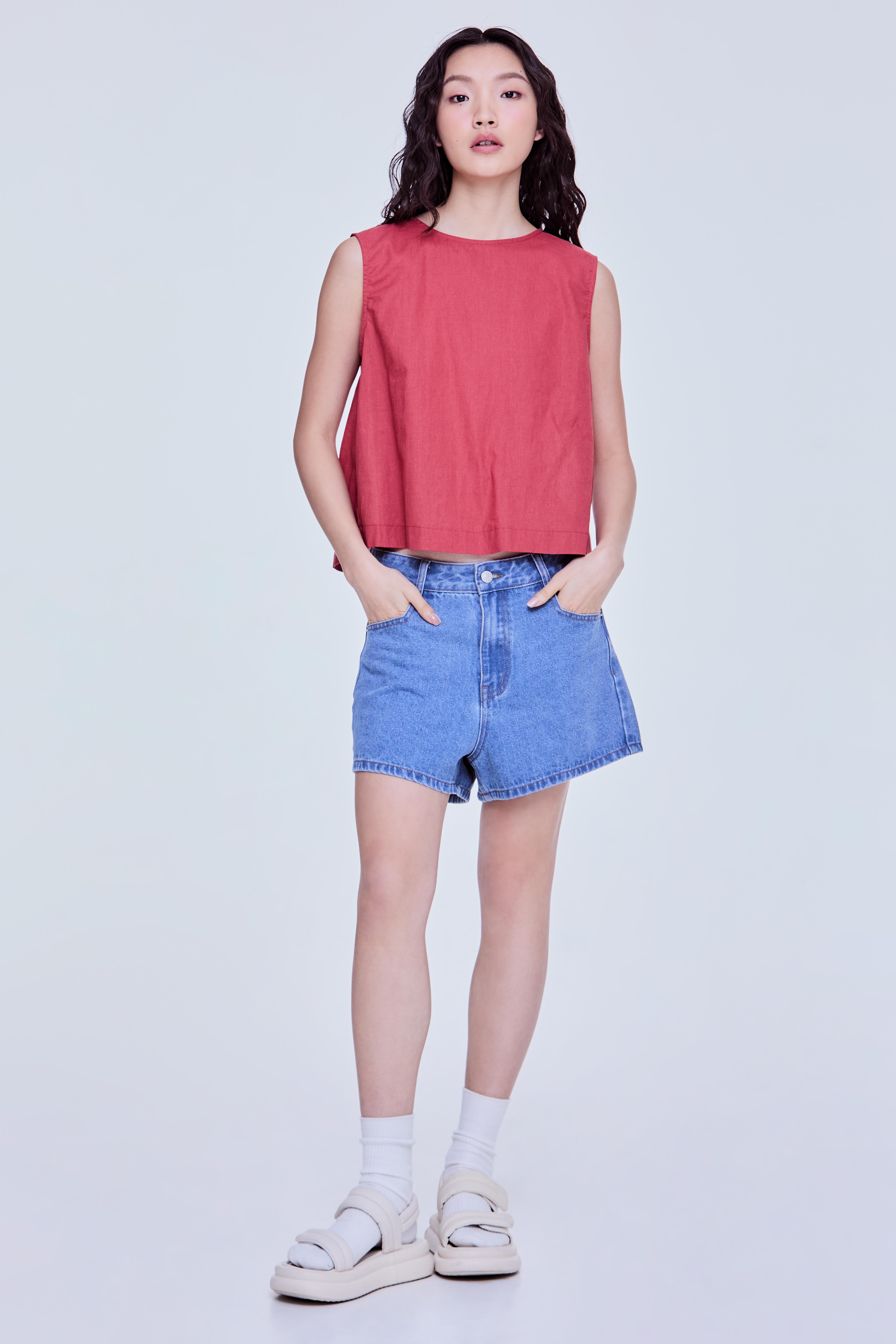 Button Back Sleeveless Blouse