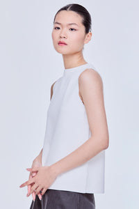 Basic Sleeveless Knit Top