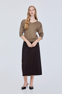 Wide-V Relax Top