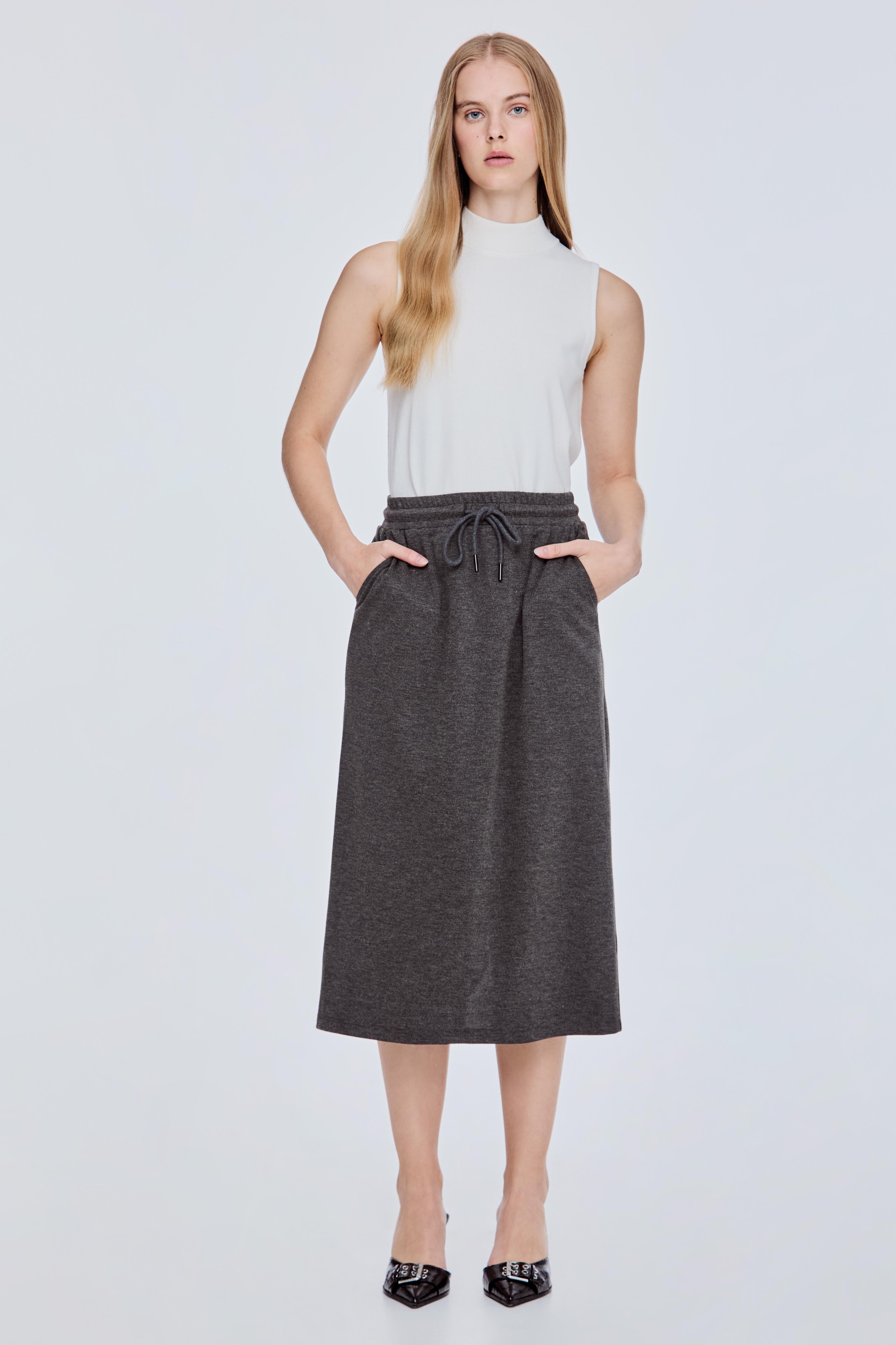 Straight Cut Jersey Skirt – iORA