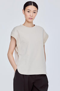 Versatile Magyar Tee