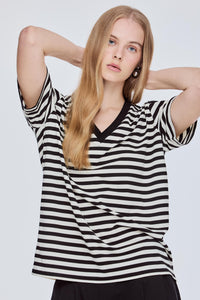 Boxy V-Neck Stripes Tee