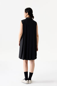 Collared Sleeveless Pleated Dress