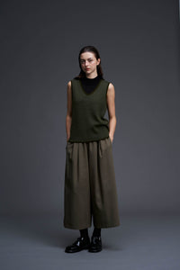 Two-Tone Sleeveless Knit Top