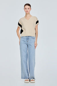 V-Neck Contrast Knitted Vest