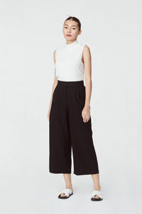 Pleated Straight Cut Trousers