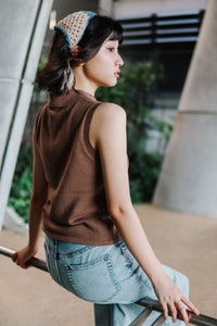 Sleeveless Polo Knit Top