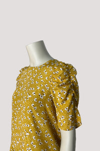 Puffy Gathered Sleeves Blouse