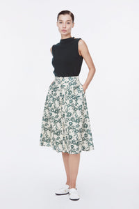 dark green