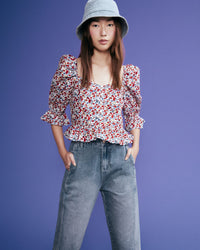 Front Paneled Classic Jeans