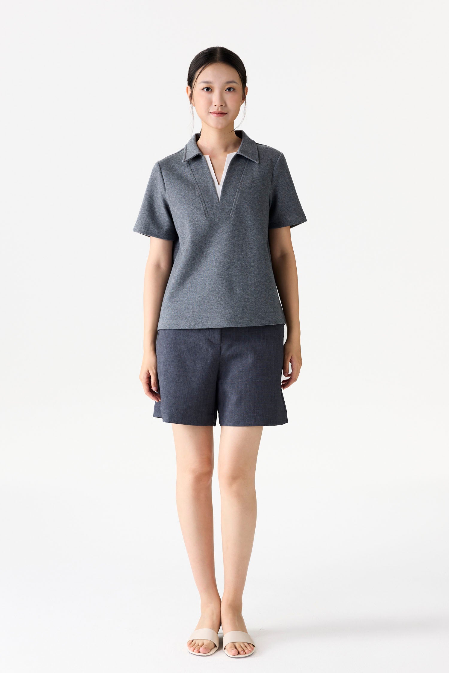 Contrast V-Neck Collared Tee