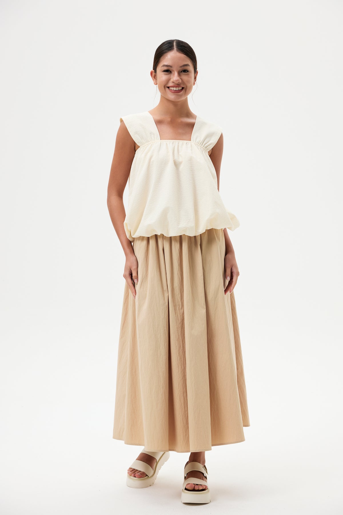 Sleeveless Bubblehem Top