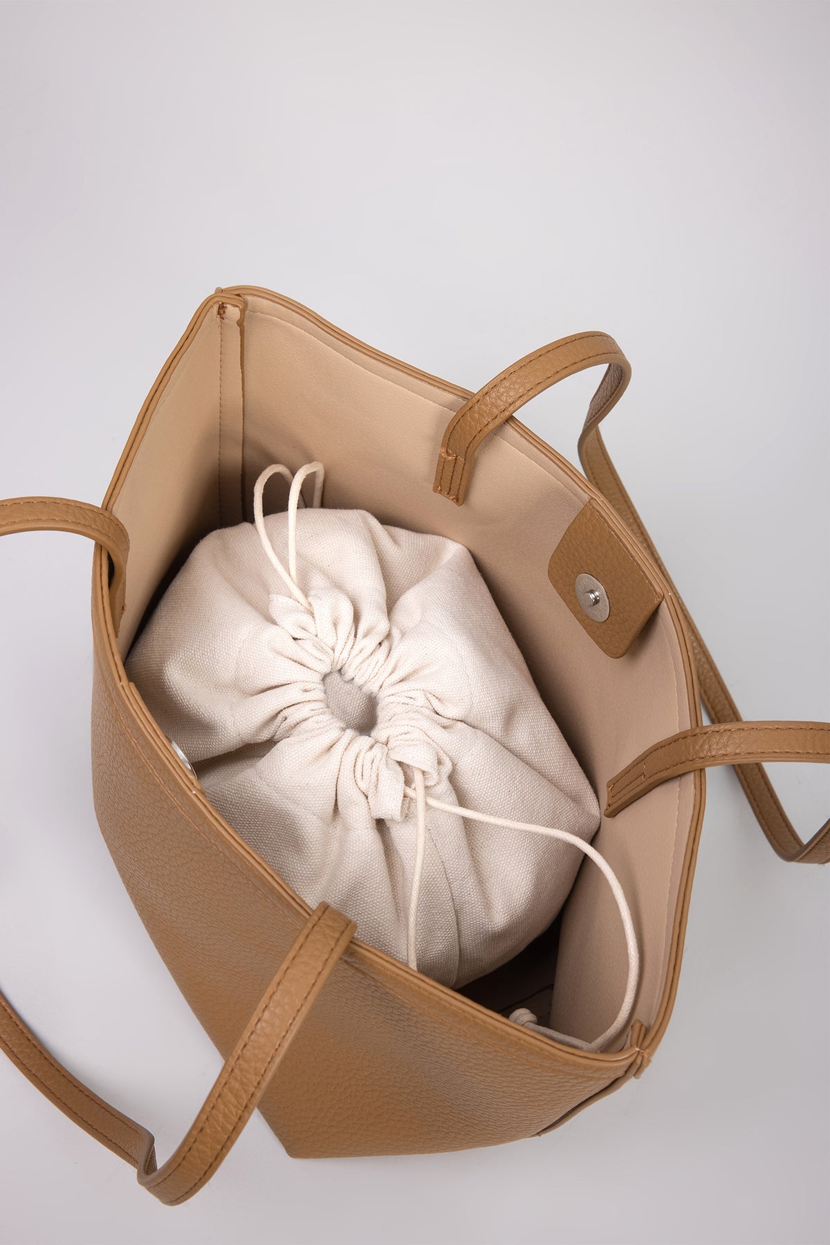 Everyday Tote with Drawstring Pouch - Camel