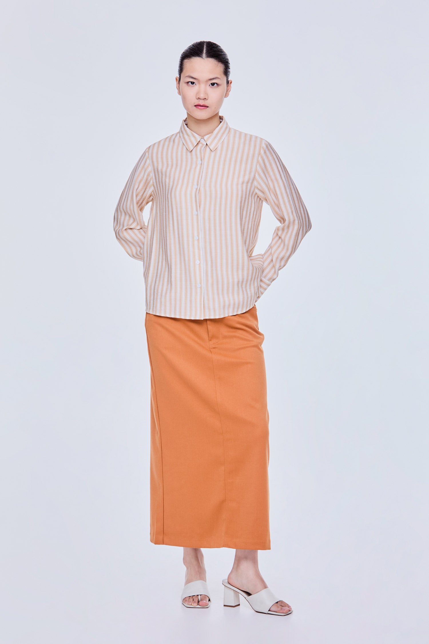新品 iORA  Singapore トップス　ベージュ Shop Stylish Women's Tops & Blouses Online – Page 9 – iORA