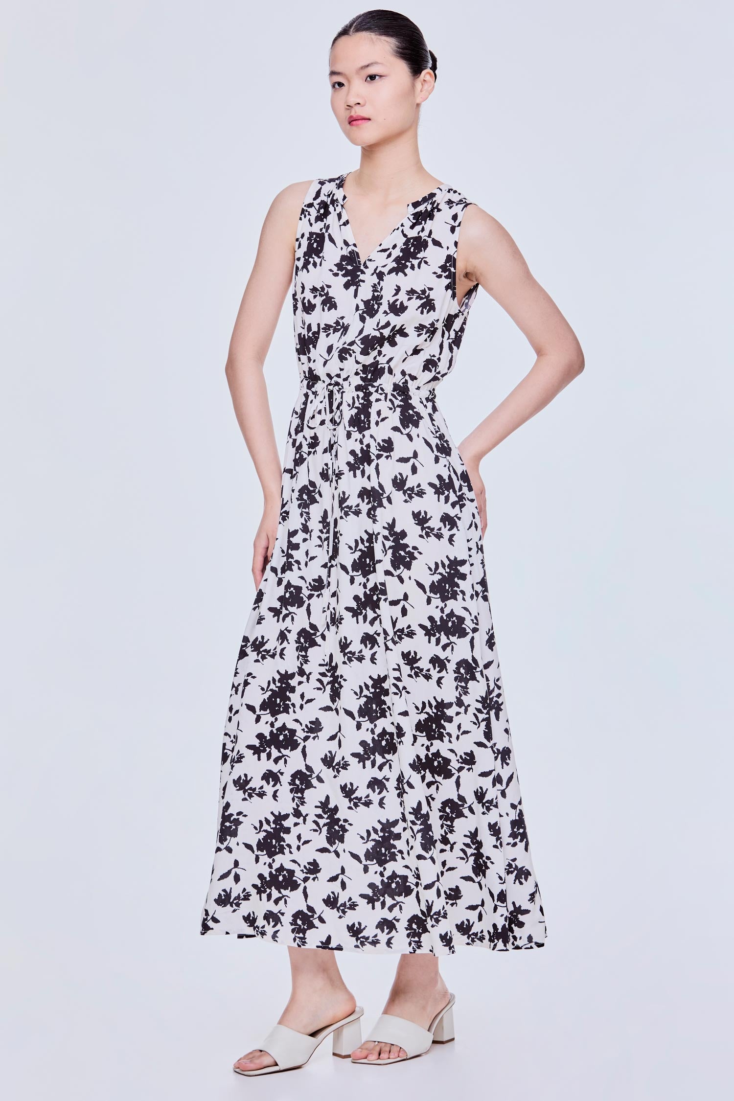 Floral Sleeveless Midaxi Dress