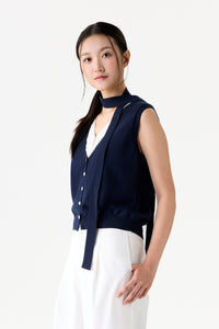 Contrast Knit Vest With Scarf