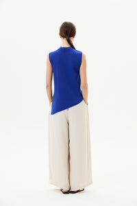 Asymmetrical Hem Knit Top