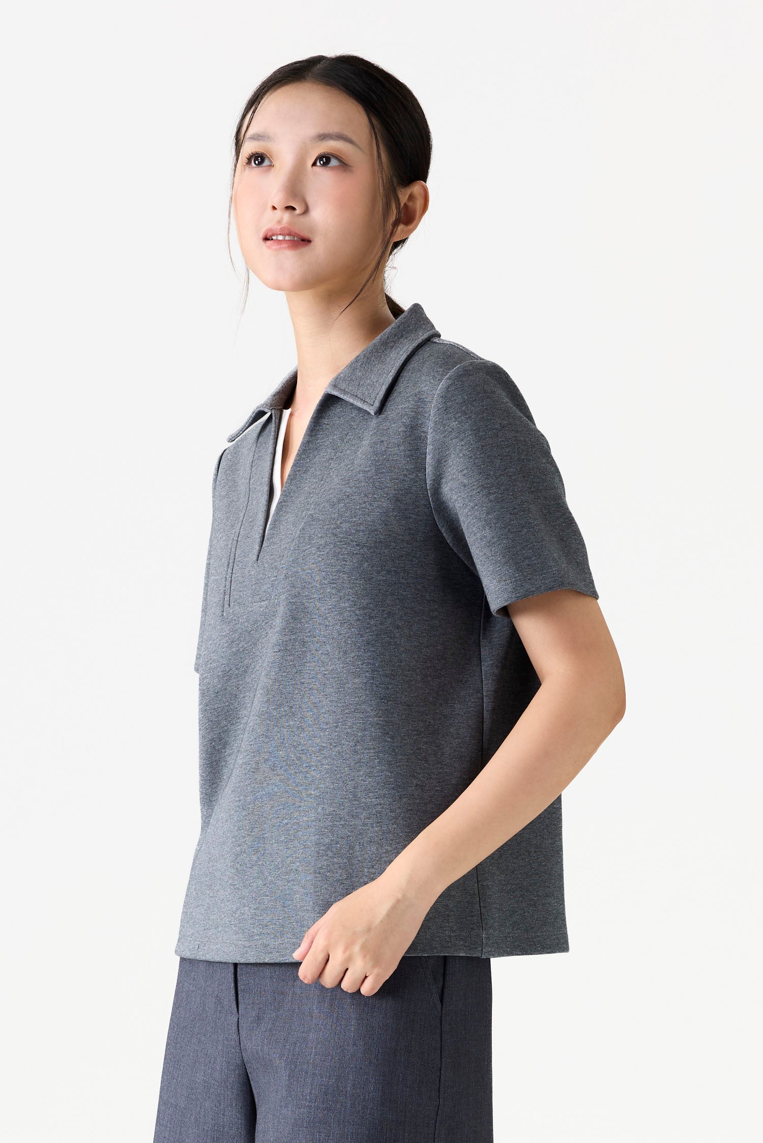 Contrast V-Neck Collared Tee