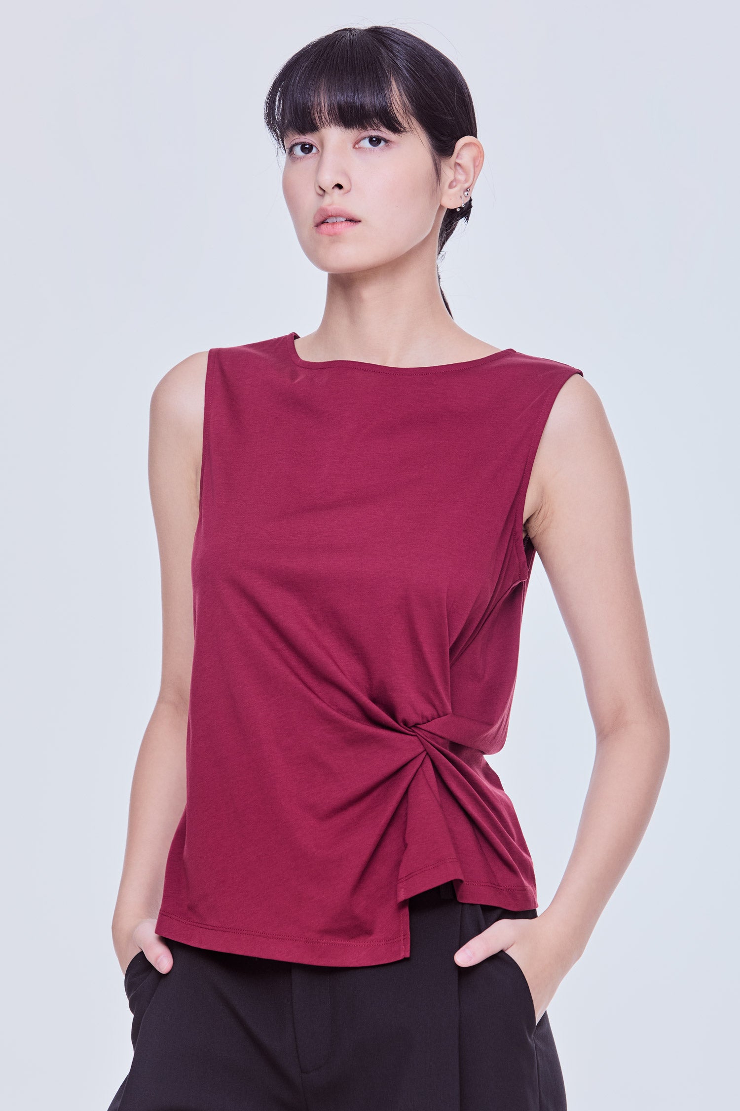Front Knot Sleeveless Top
