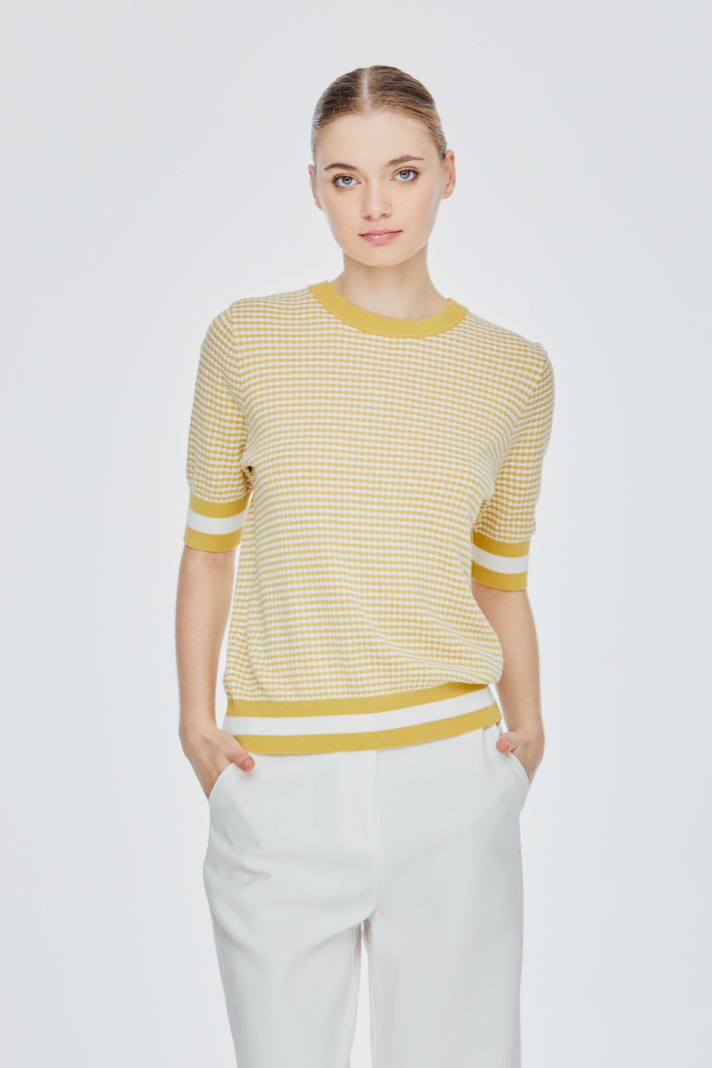 Pattern Knit Blouse