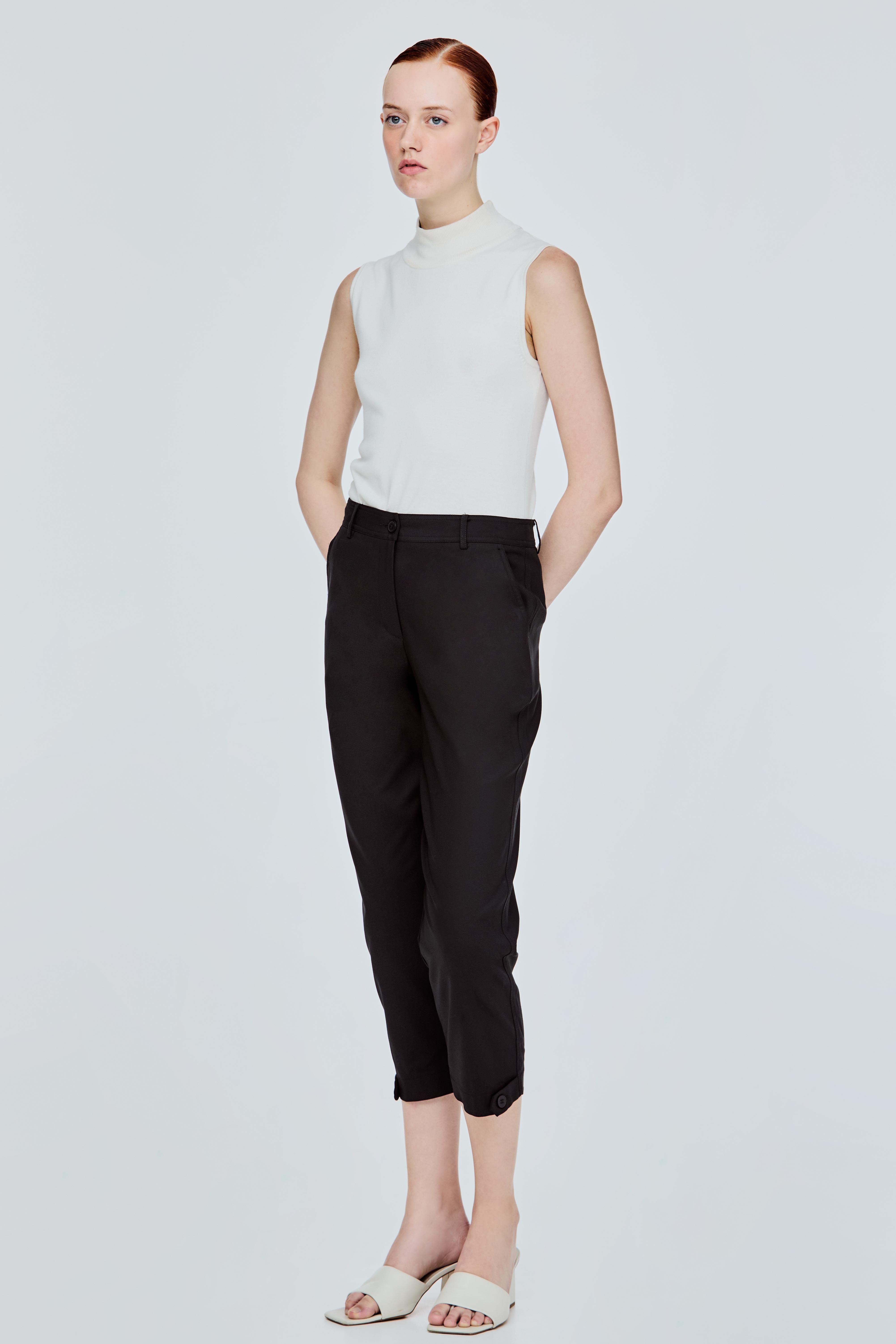 Basic Tapered Trousers