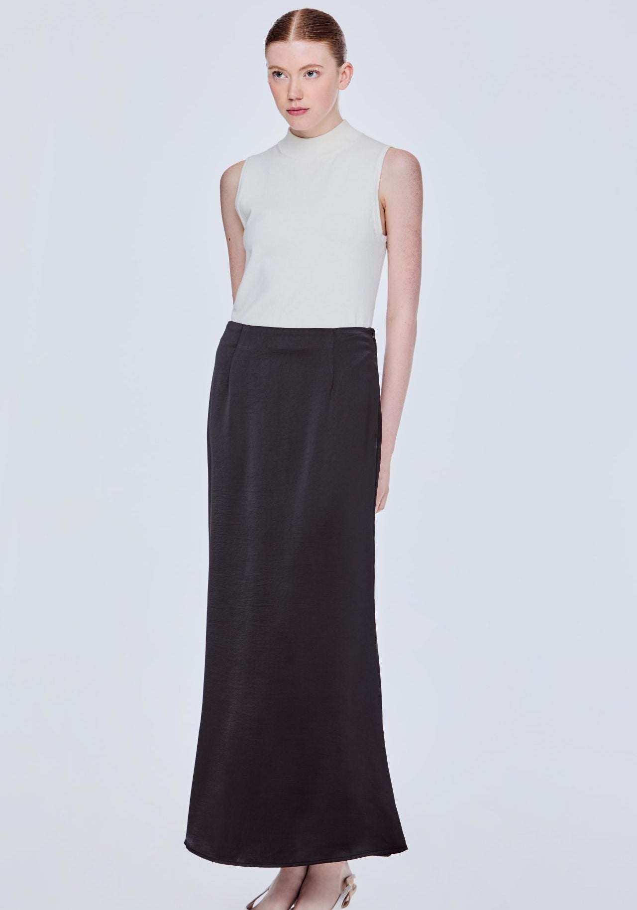 Oriana® | Women's dress with a long skirt