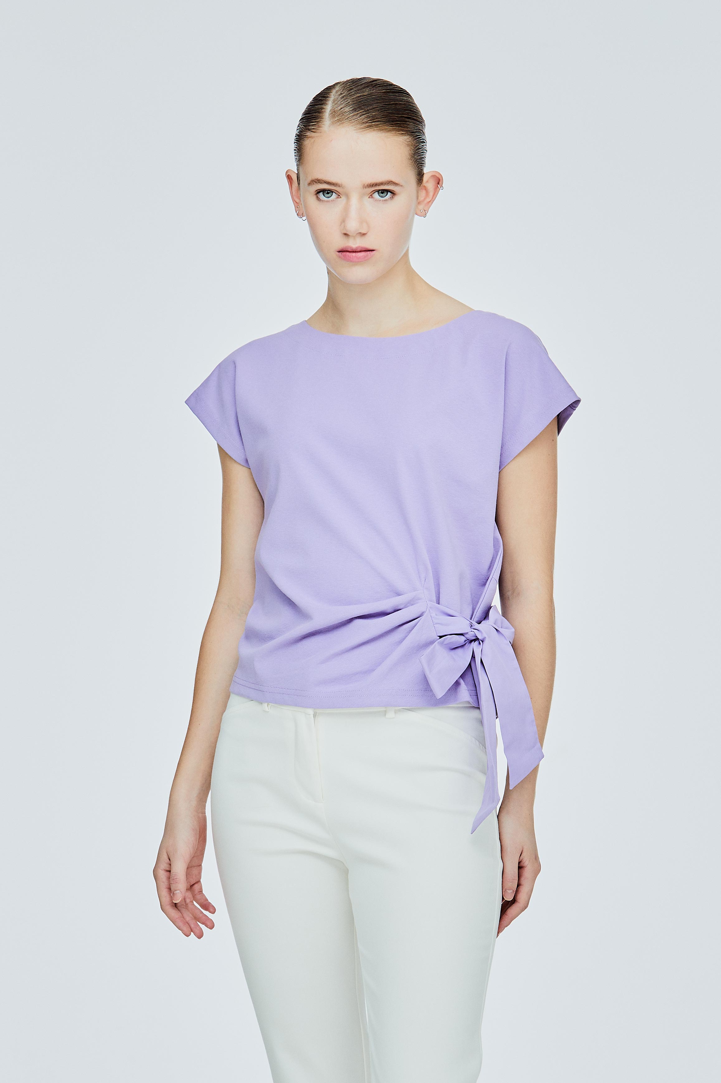 Knotted Ribbon Blouse