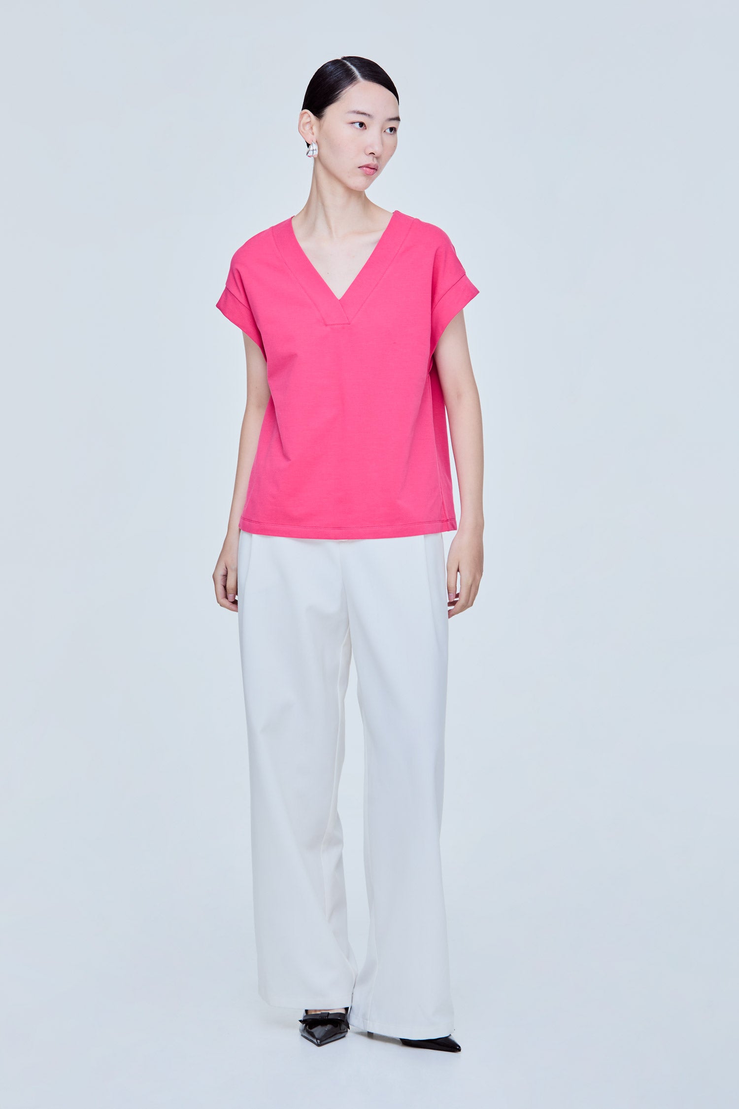 V-Neck Boxy Vest – iORA