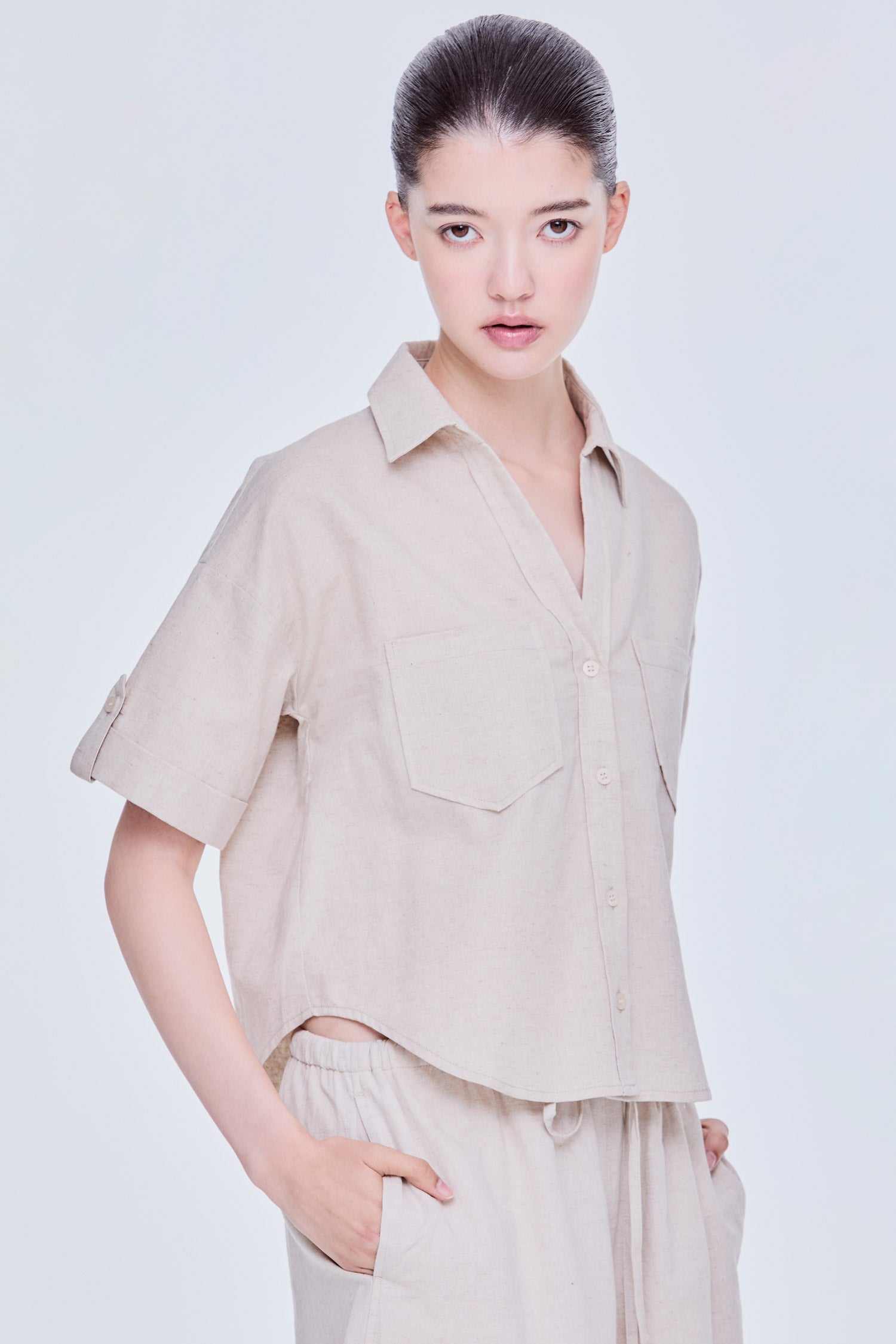 新品 iORA  Singapore トップス　ベージュ Shop Stylish Women's Tops & Blouses Online – Page 9 – iORA