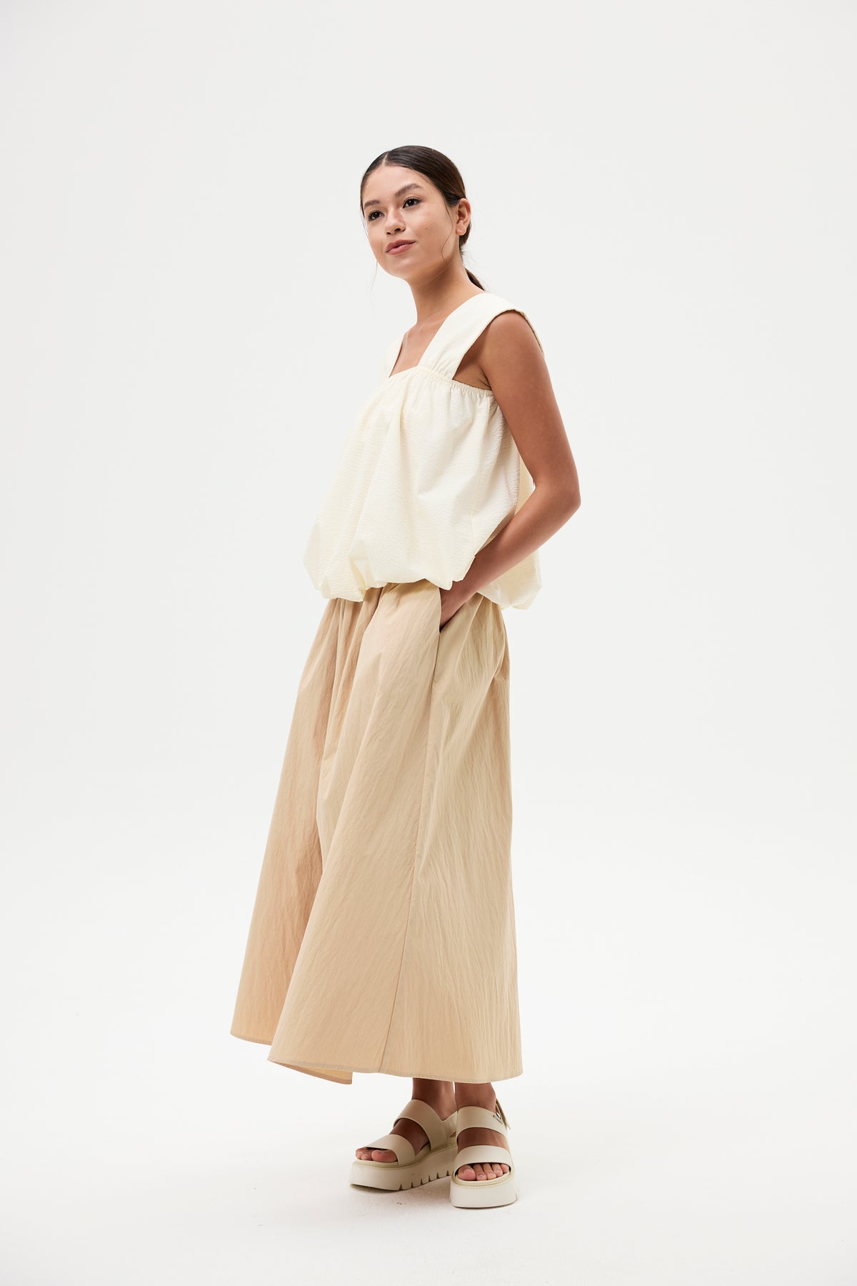 Sleeveless Bubblehem Top