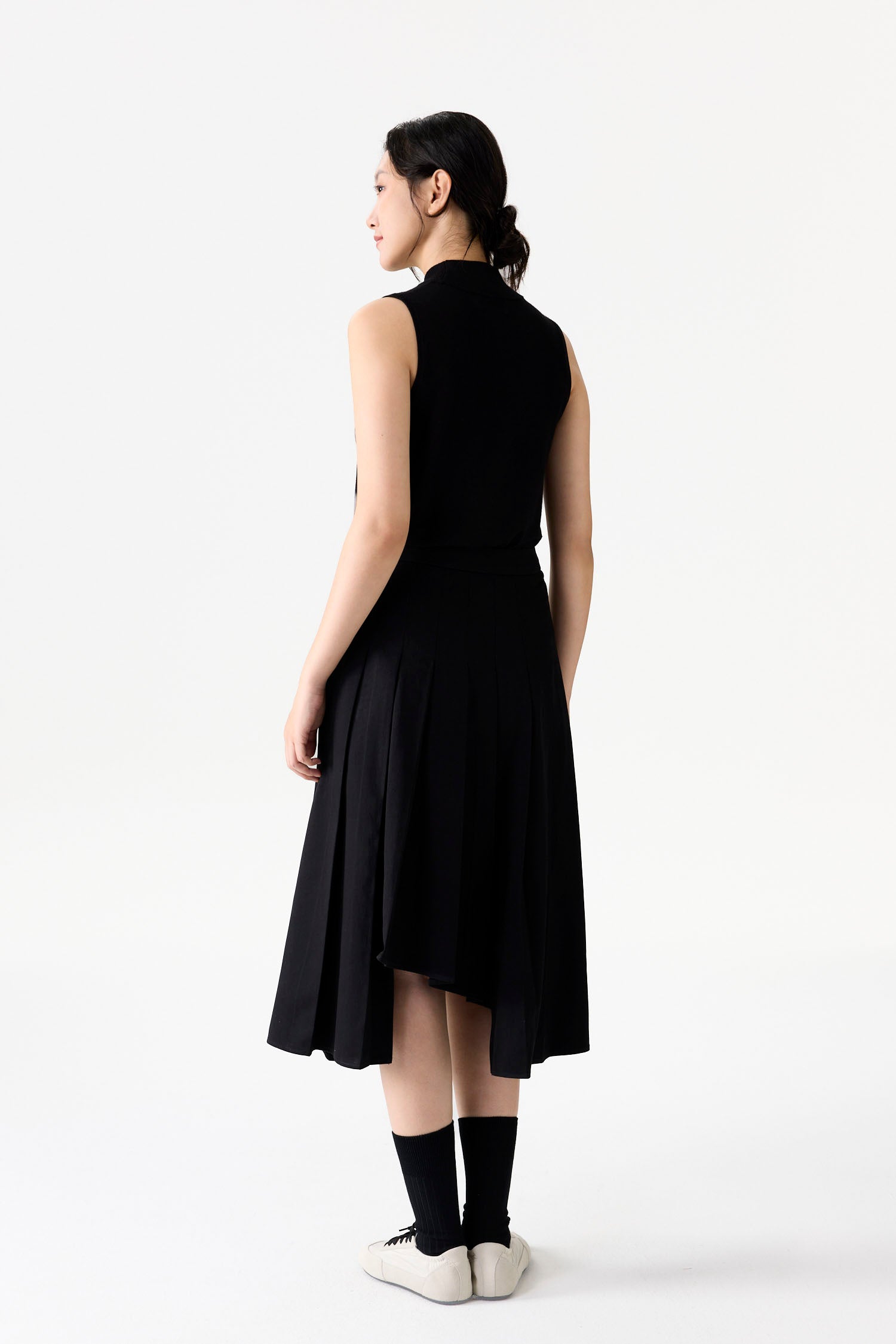 Asymmetric Pleated Skirt