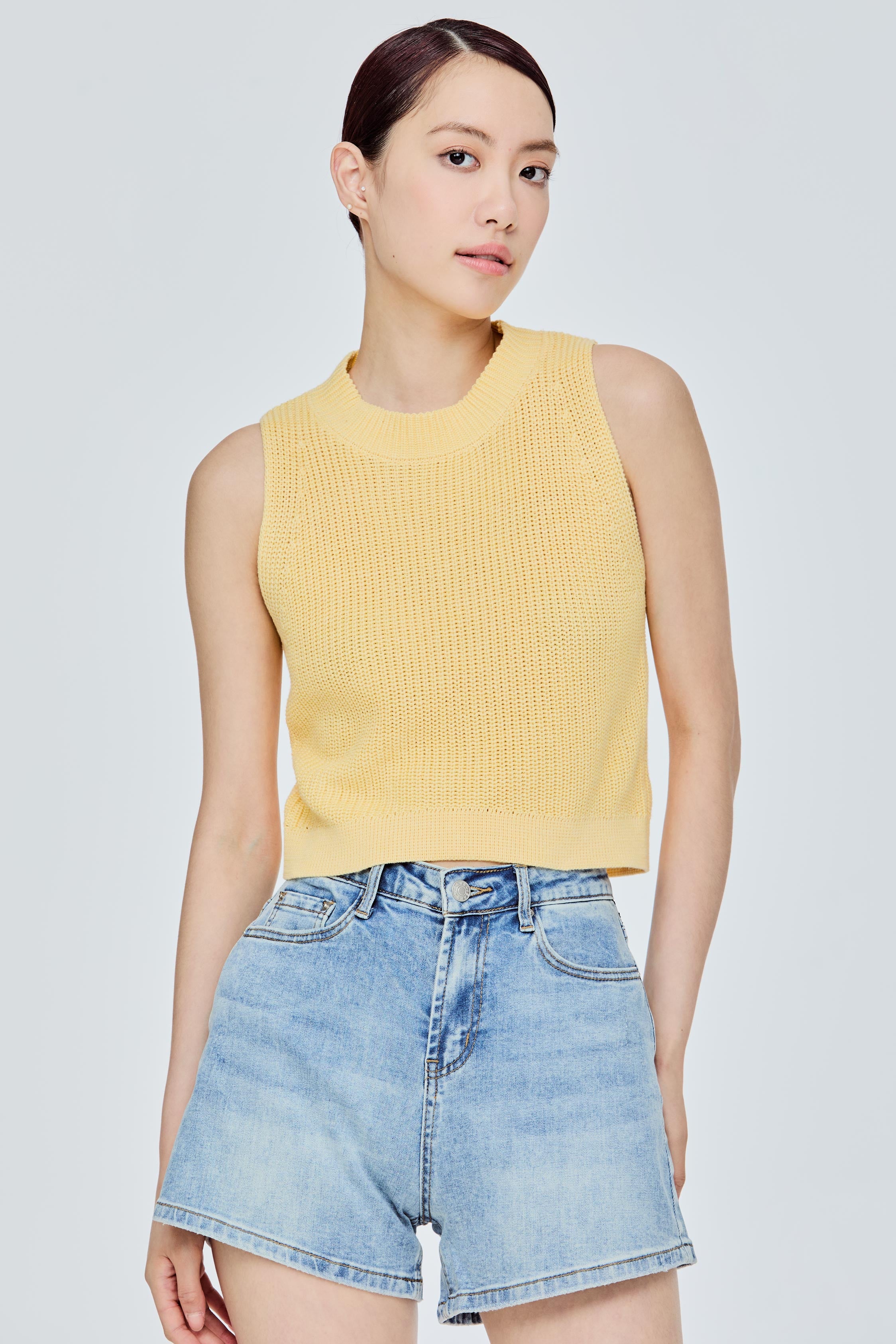 Contrast Neck Knit Top