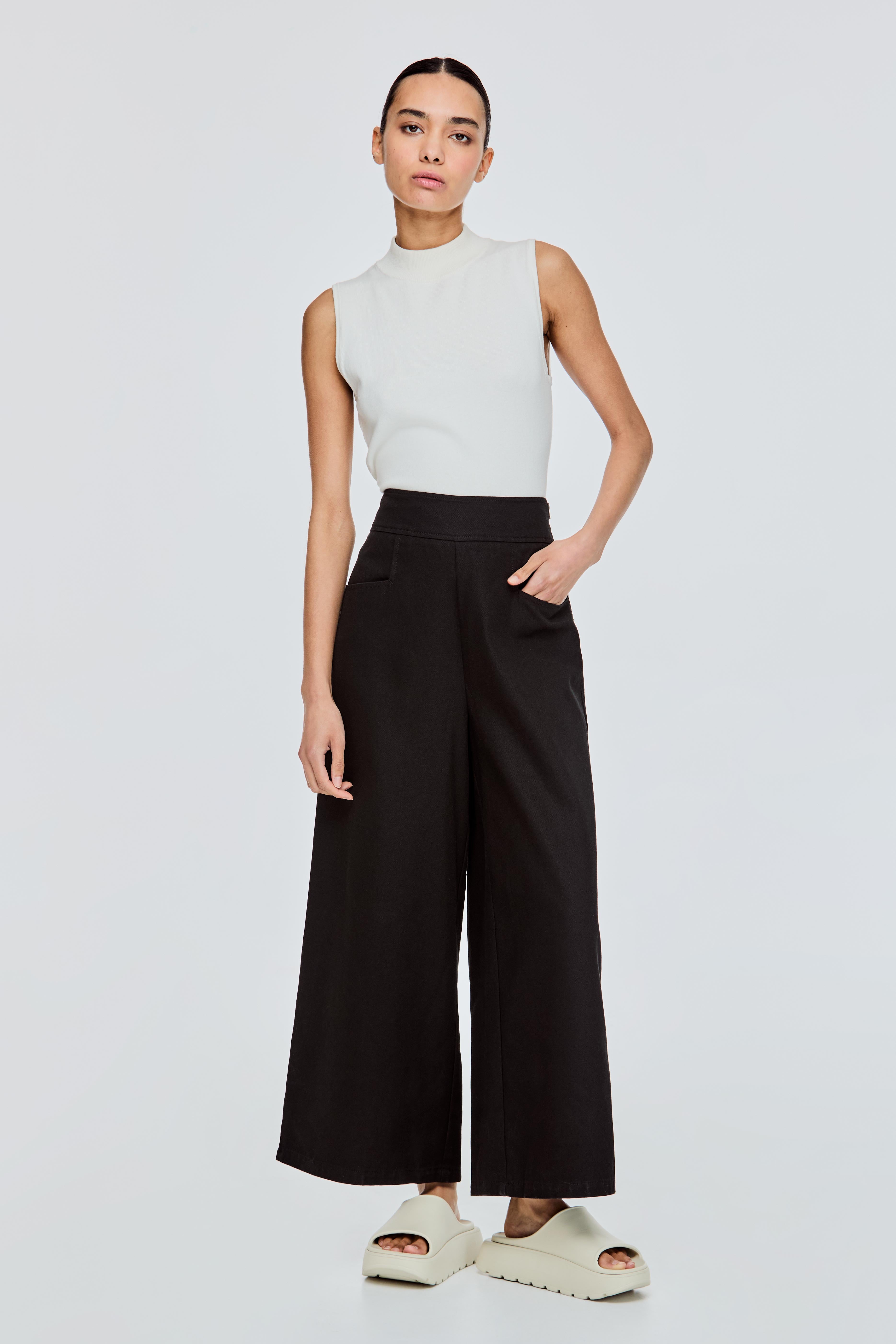 Wide Fit Front Pocket Pants