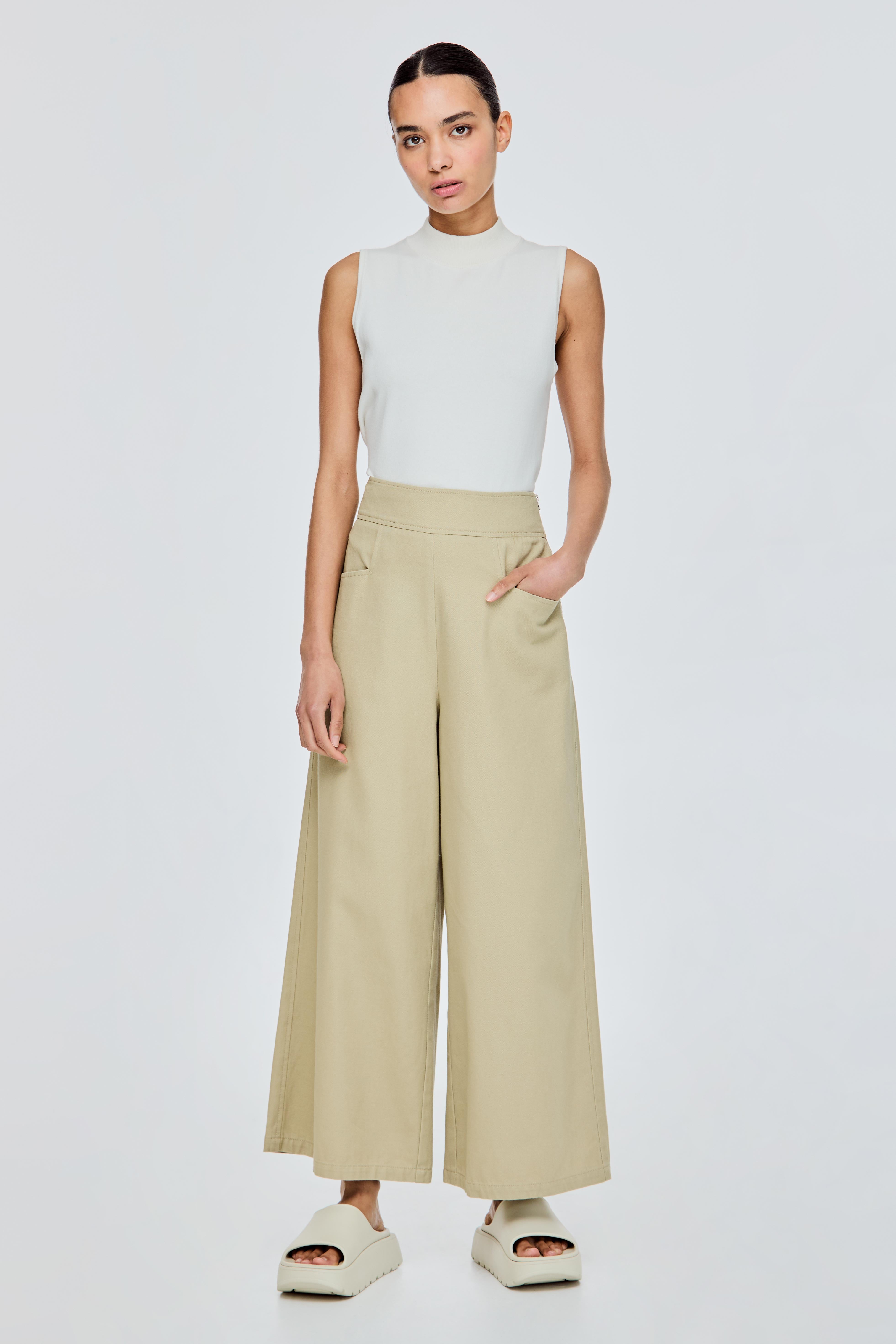 Wide Fit Front Pocket Pants