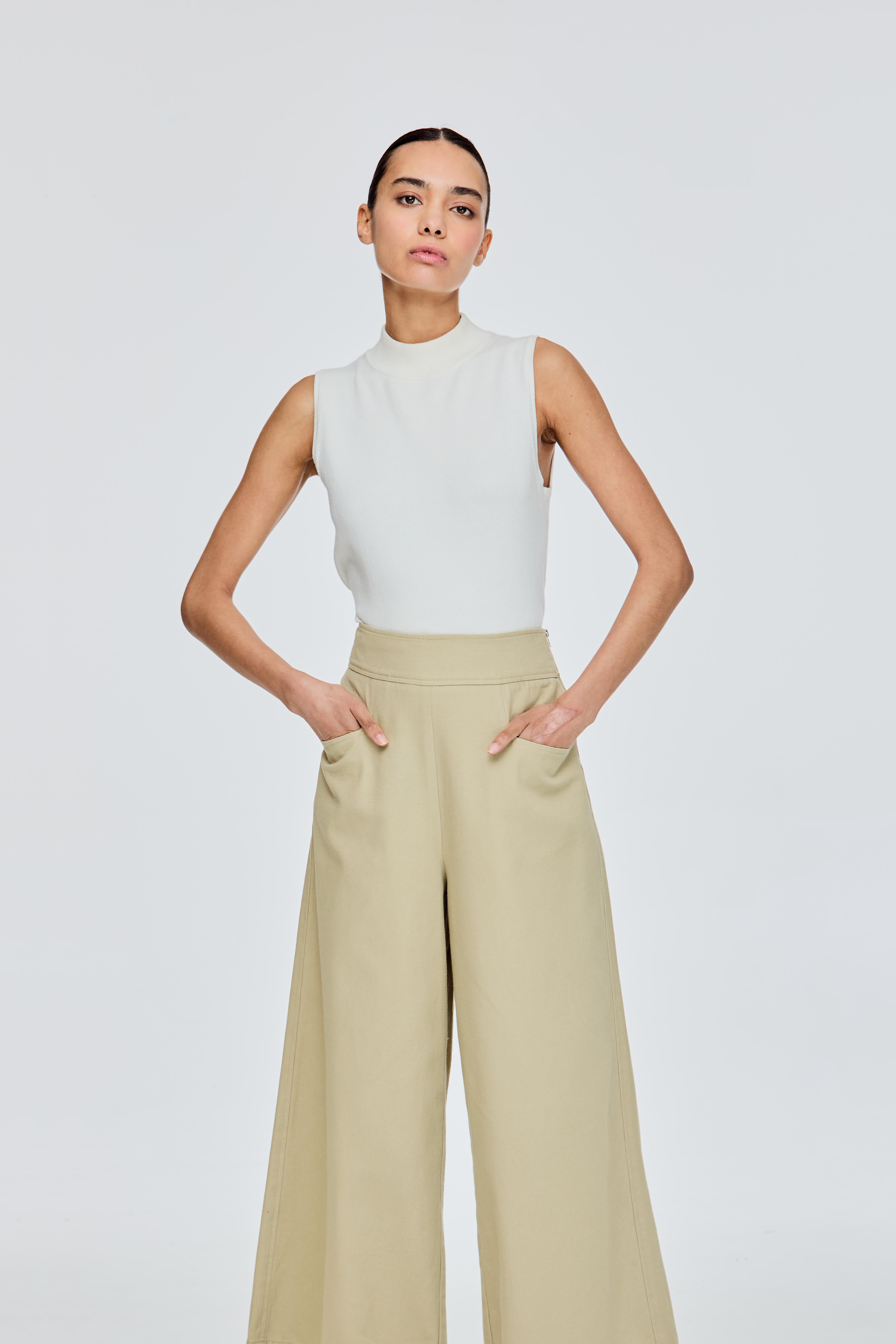 Wide Fit Front Pocket Pants