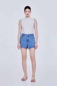 Square Pocket Denim Shorts