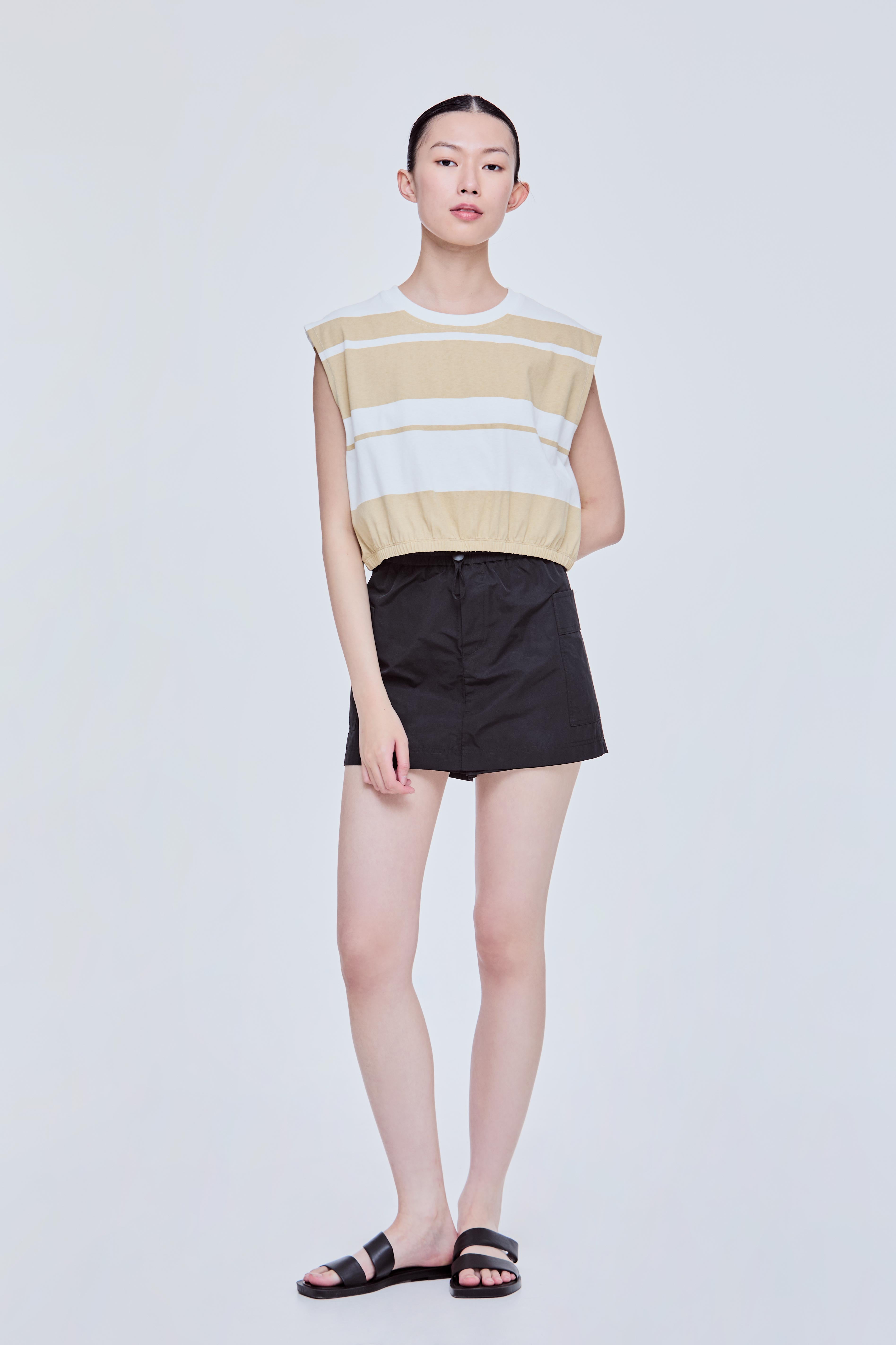 Stripes Magyar Top