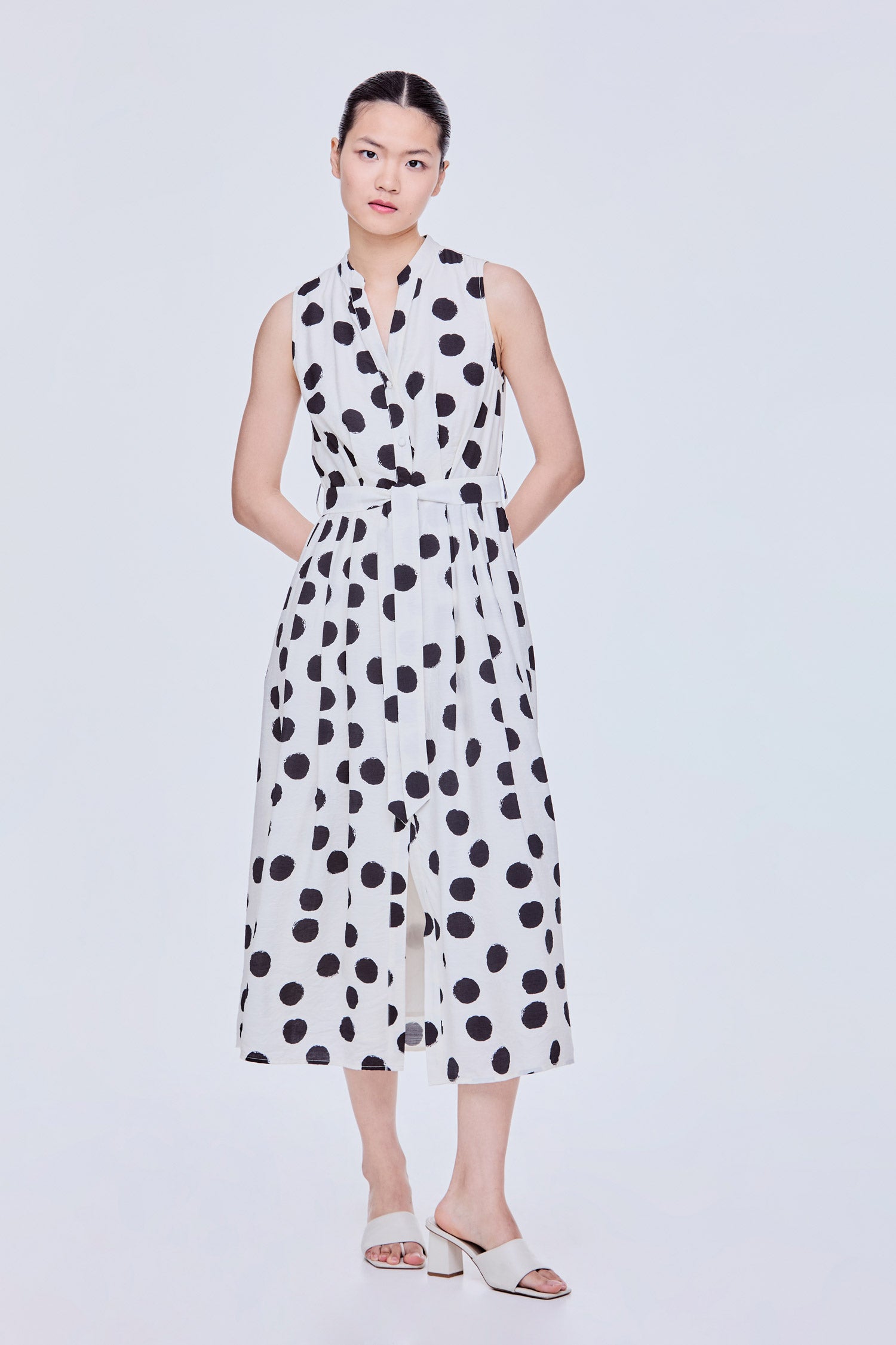 Collared V-Neck Printed Maxi Dress