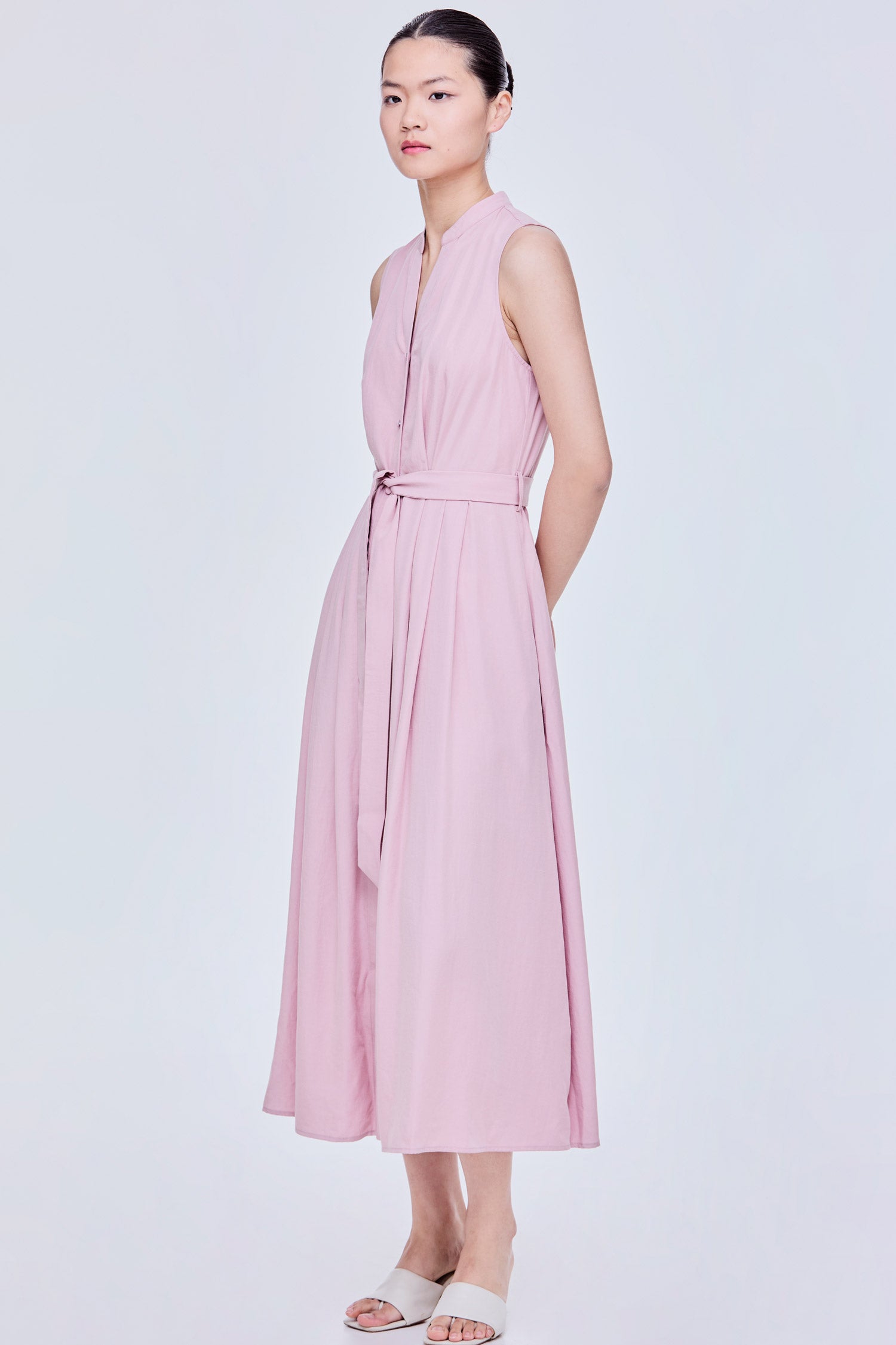 Collared V-Neck Sleeveless Maxi Dress