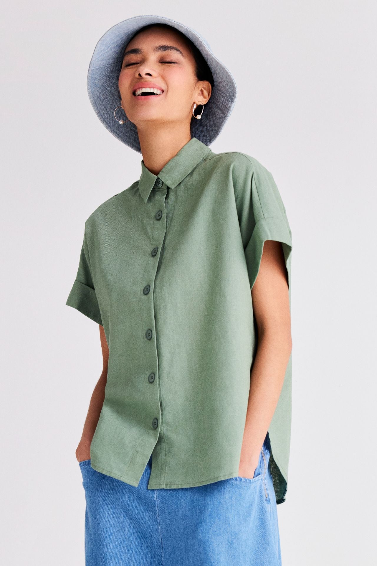 Relax Fit Short Sleeve Blouse