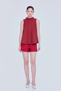 Pleated Sleeveless Sheen Blouse