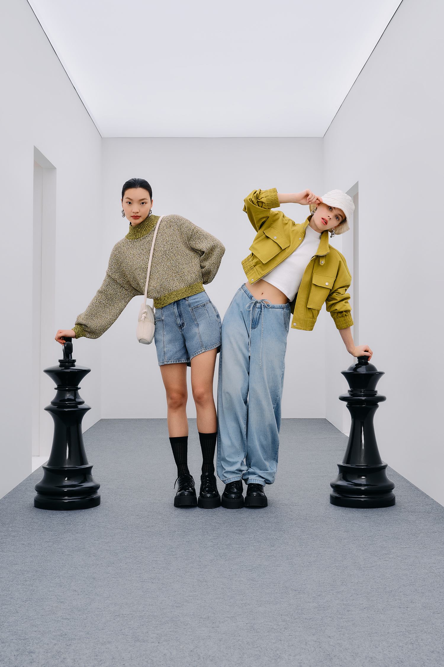 Relaxed Marled Knit Sweatshirt