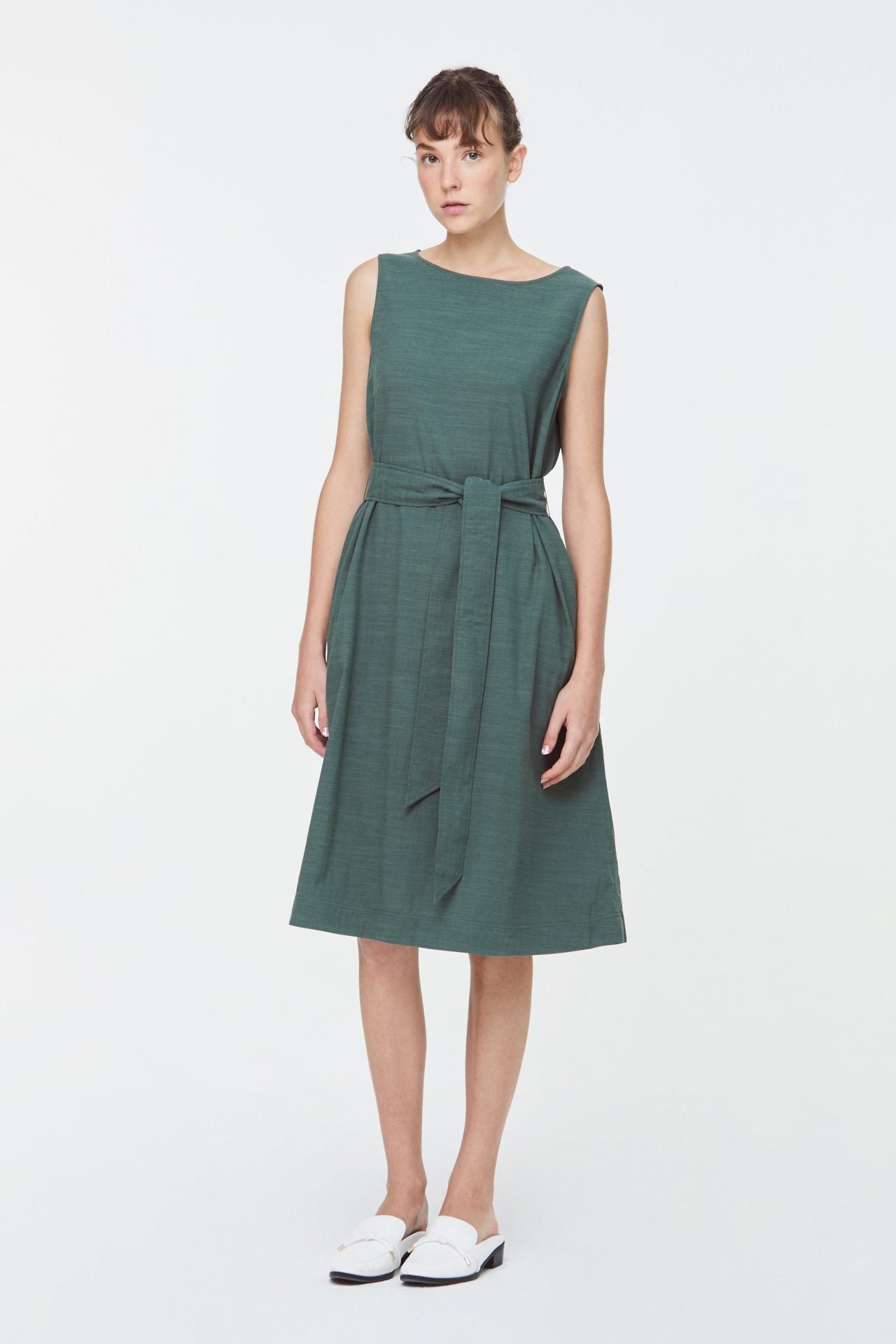 dark green