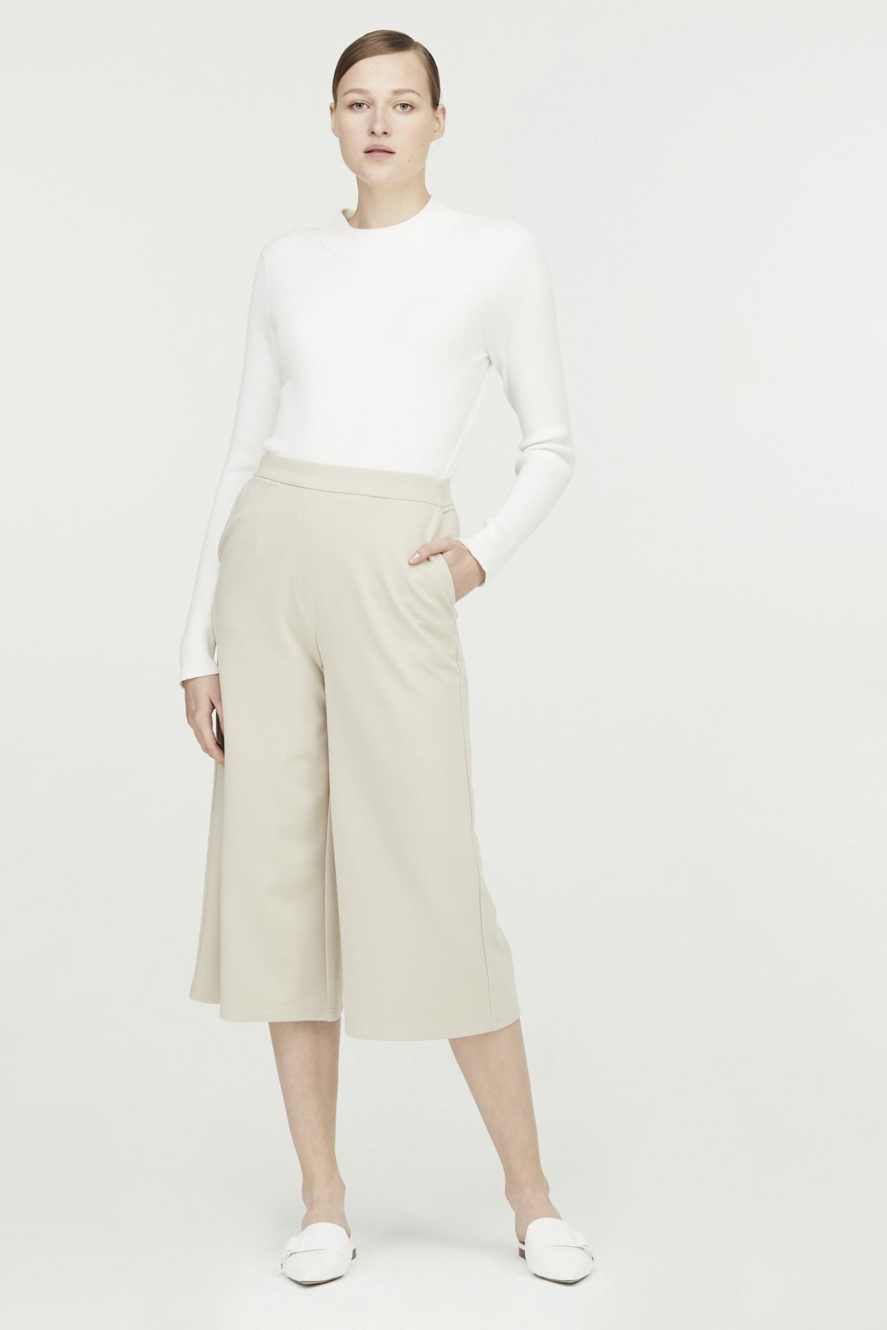beige