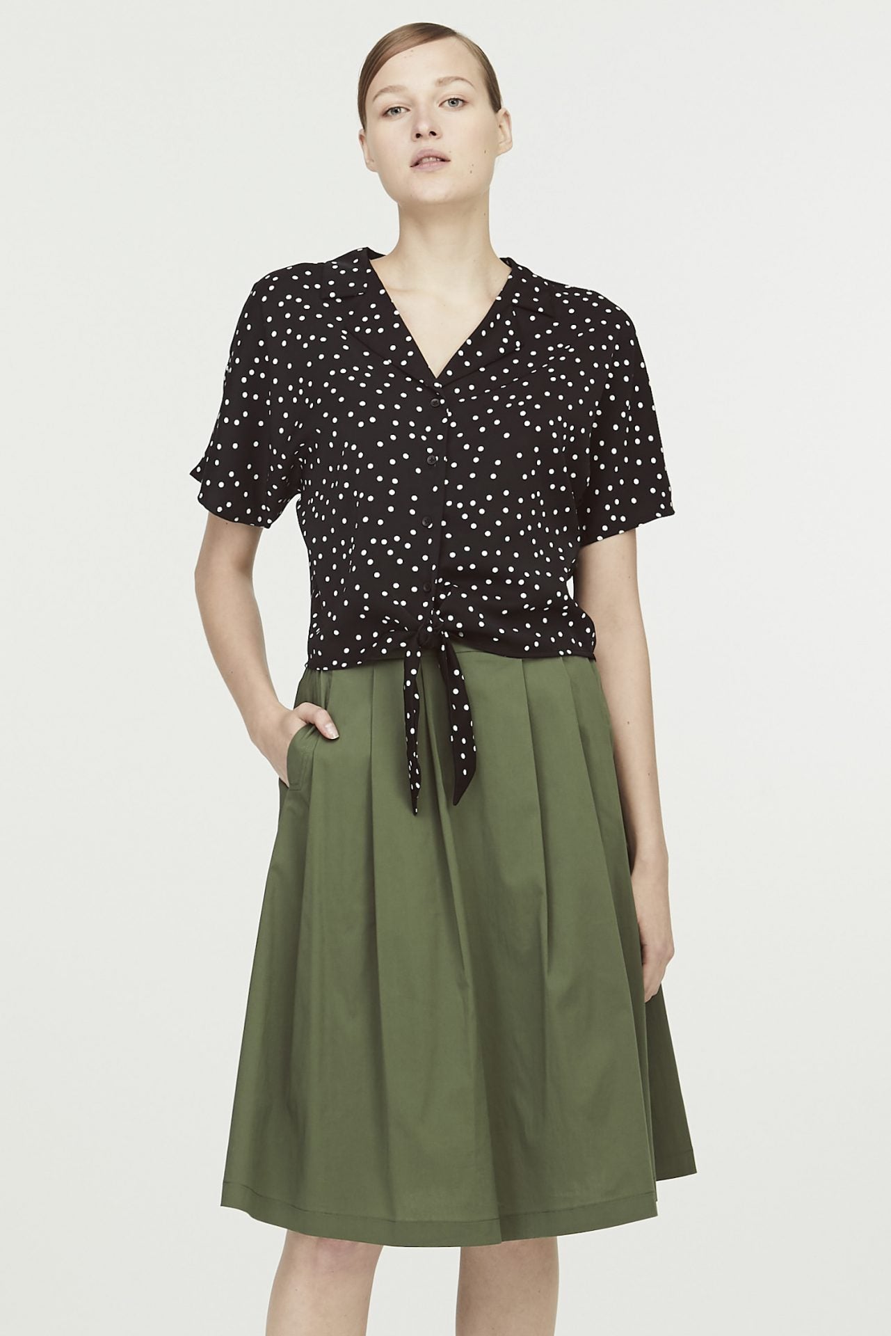Notched Lapel Tied Detail Blouse