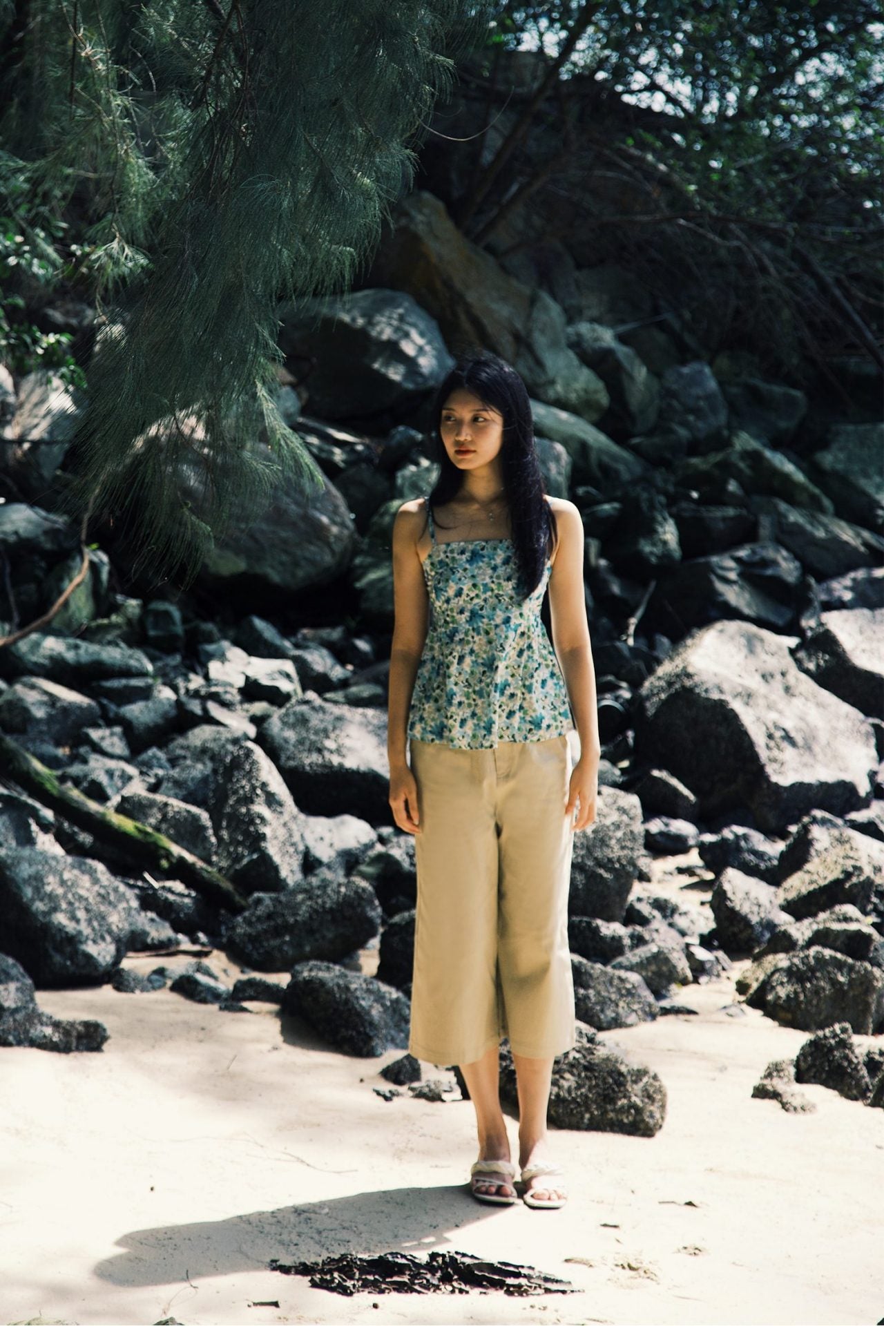 Wide-Legged Opening Culottes