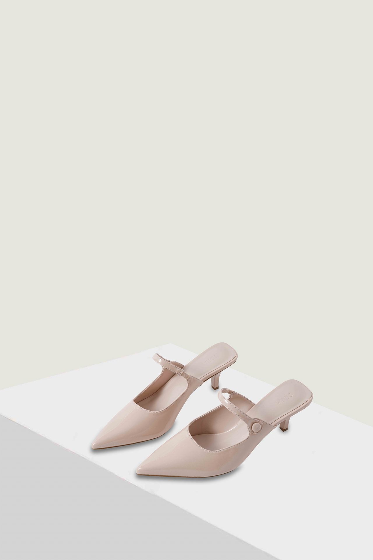 nude