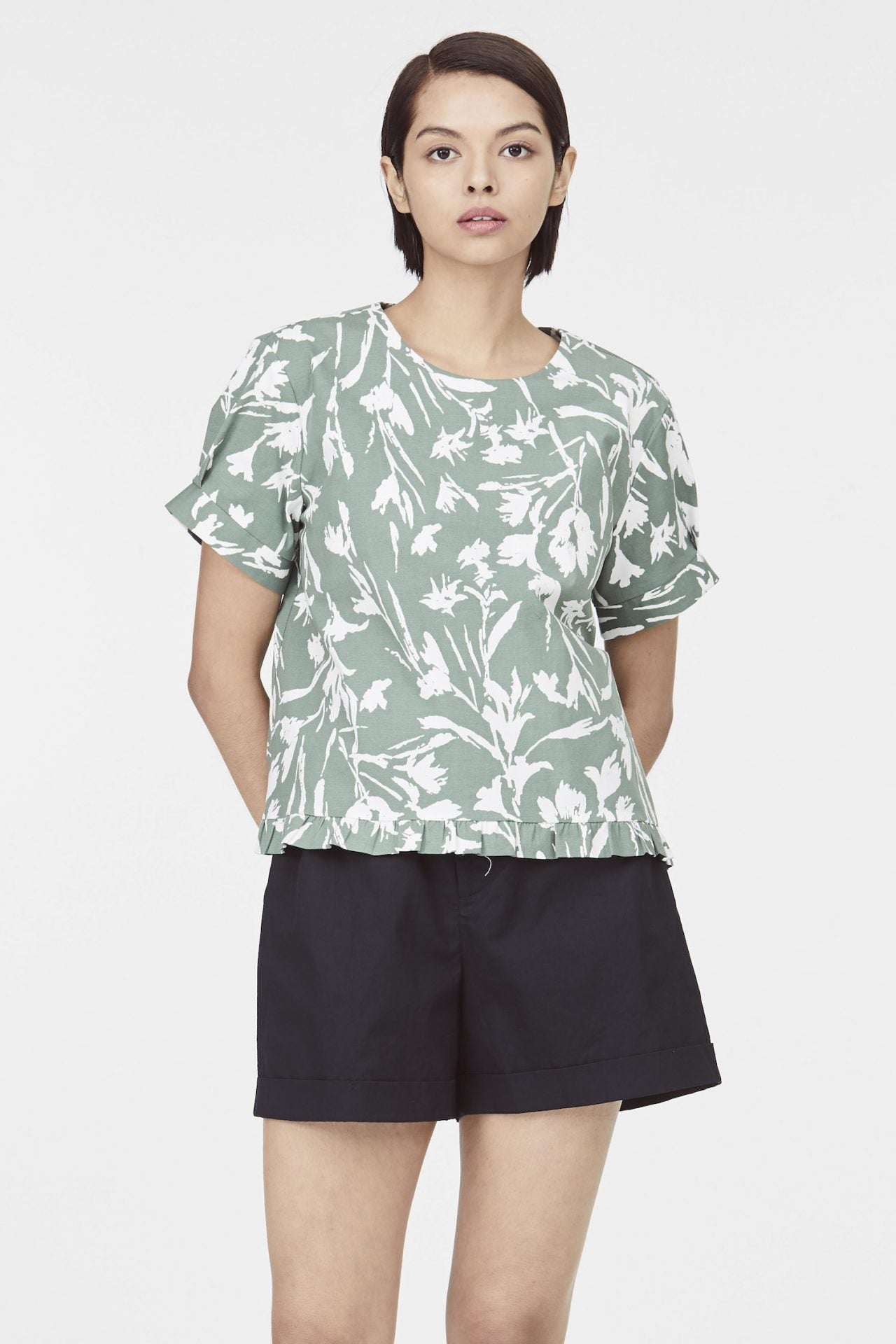 Floral Ruffle Hem Blouse